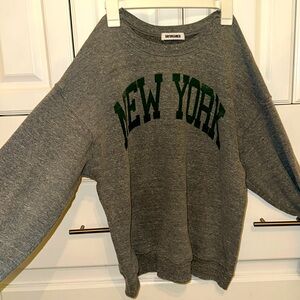 DAYDREAMER New York Sweatshirt!